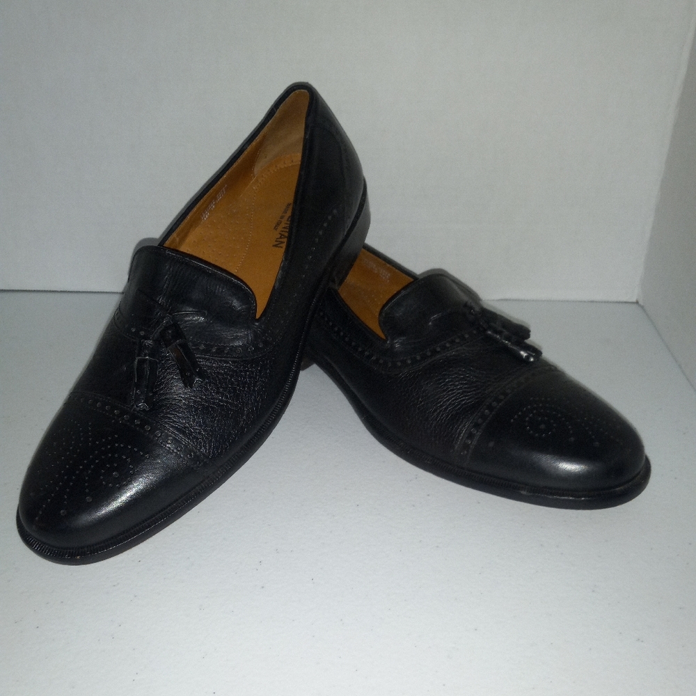 Men's Dress Shoes Size 10 M, Black Leather  Tasse Shoes Made in Italy Bostonian